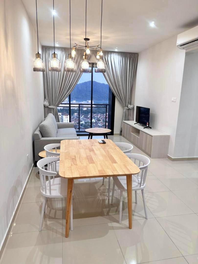 Wanderlust Retreat Aparthotel Bayan Lepas Exterior photo